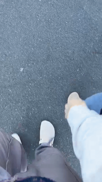 AU PIED